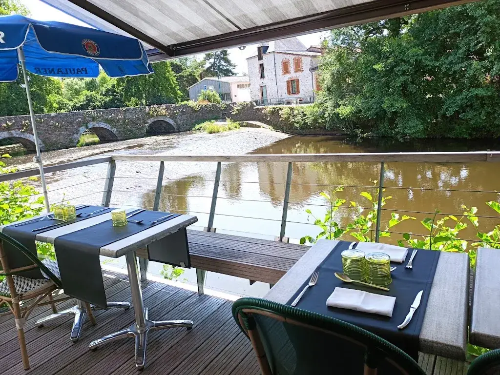 Restaurant Le Moulin Rocheservière - restaurant in Rocheservière