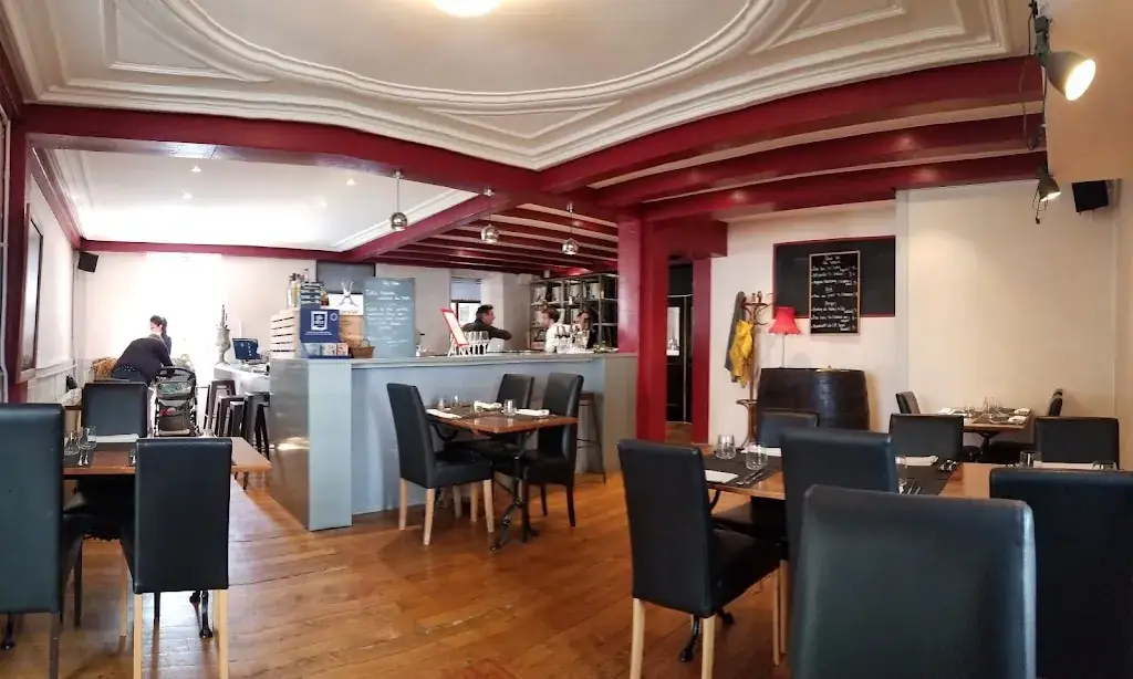 Maison Rouge restaurant in Carouge