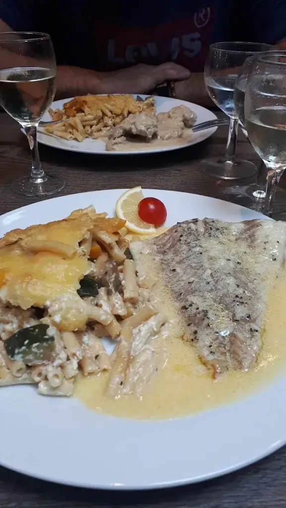 isabelle pelote_Le Cézanne_Saffré_recensione