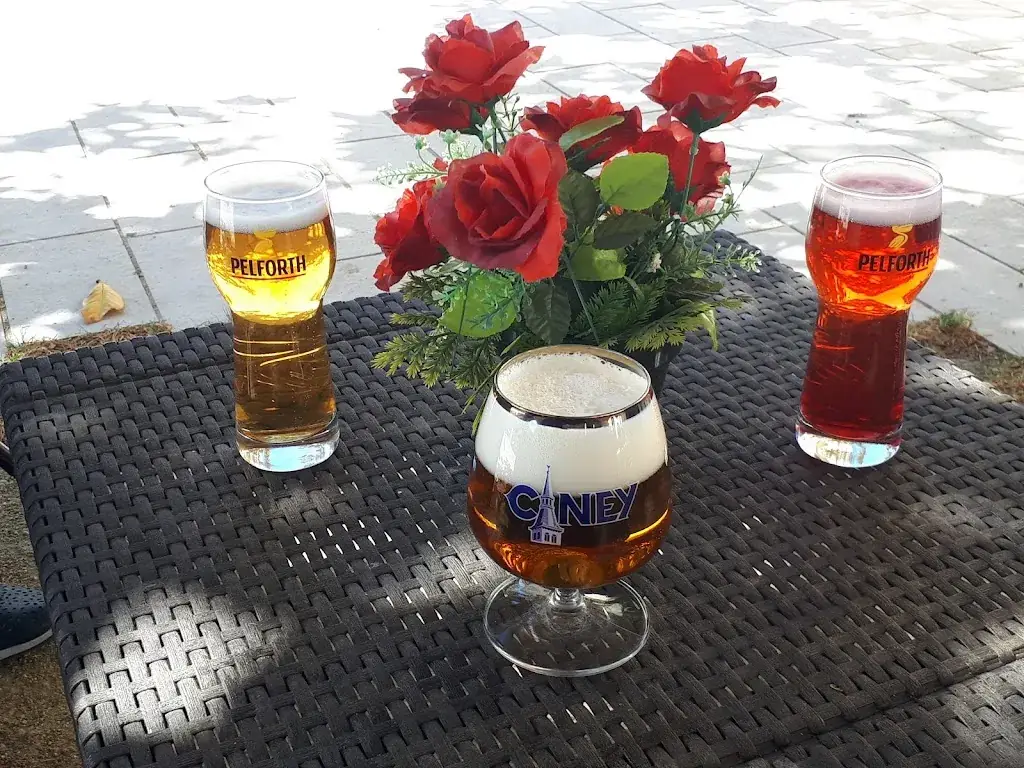 Port Poisson_Saint-Clément-des-Levées_slider_image_2