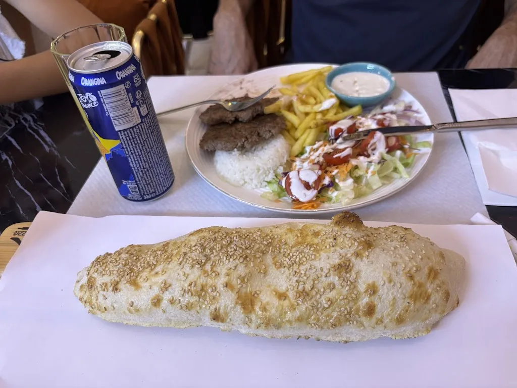 La Cazza_Nantua_slider_image_3