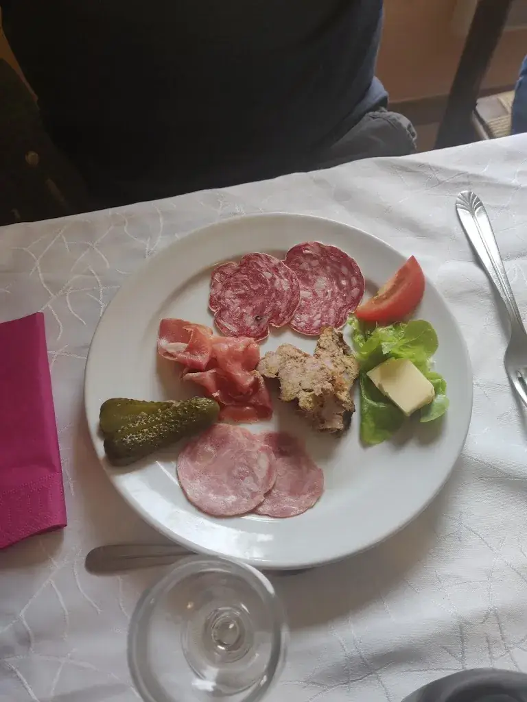 Menu_Restaurant Le Saint Eloi_Saint-Gervais-de-Vic_image_1