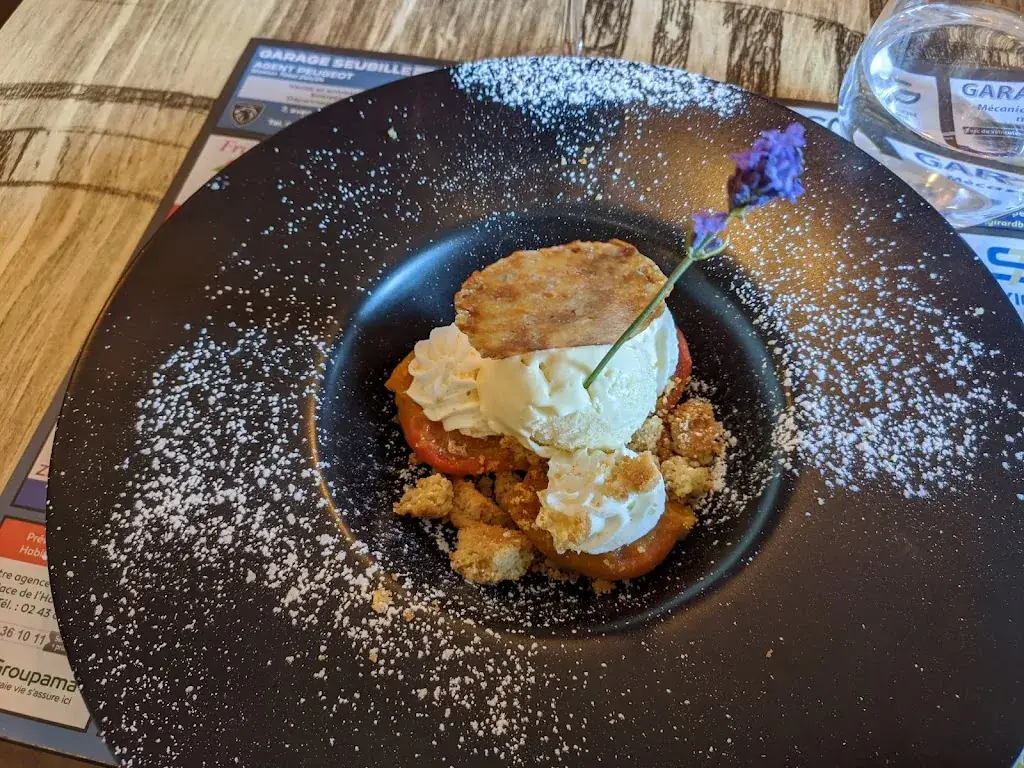 Bistrot Poitevin_Conflans-sur-Anille_slider_image_1