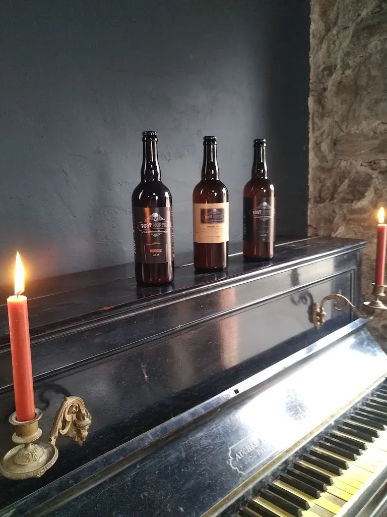 Brasserie artisanale Postmortem restaurant in Sèvremoine