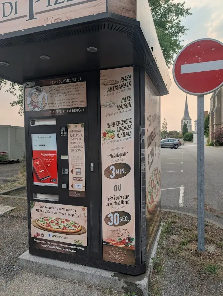 Distributeur automatique Casa di Pizza restaurant in Saint-Étienne-de-Mer-Morte