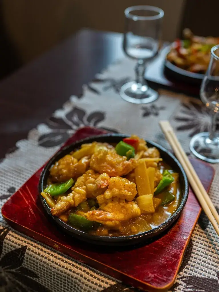 Bar-Restaurant Dong Nhi_Saint-Étienne-de-Montluc_slider_image_3