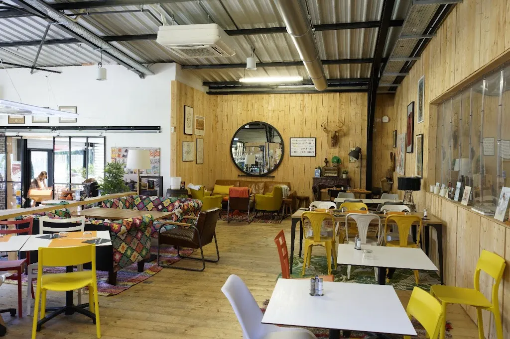 LeMarchand DeVin | Bar & restaurant à Saint-Etienne-de-Montluc_Saint-Étienne-de-Montluc_slider_image_1