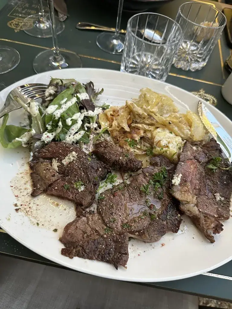 Ro Len_Au Gué de Louis XI_Saint-Cyr-sur-Loire_review