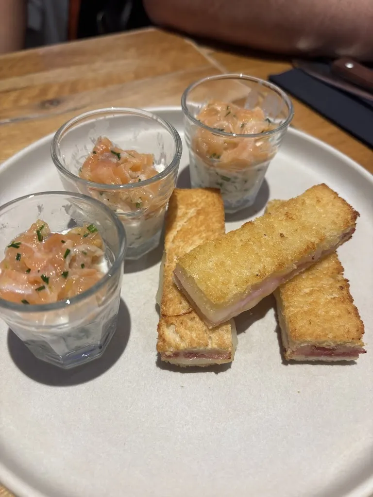 Doanh AN_L'Artiblo_Saint-Cyr-sur-Loire_recensione