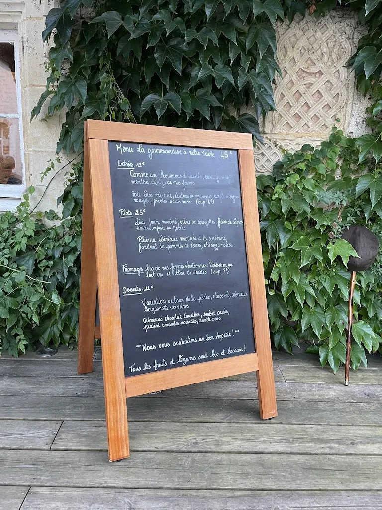 Le Restaurant du Clos (Court d’Aron) restaurant in Saint-Cyr-en-Talmondais