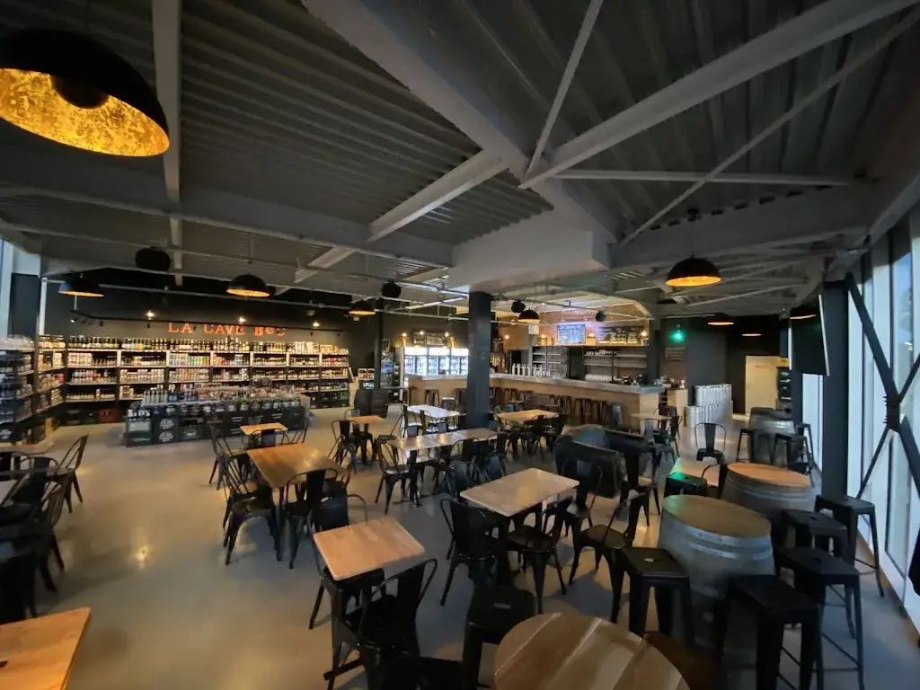 Chez Dub ! Tours restaurant in Saint-Cyr-sur-Loire