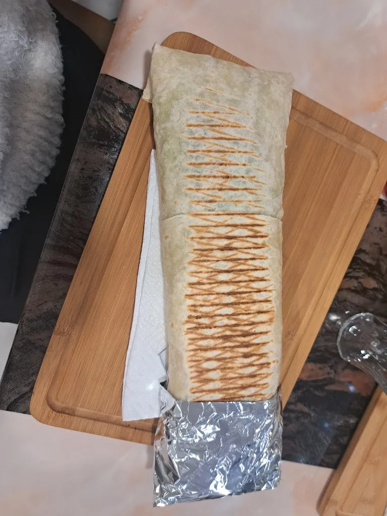 Jessica Boulinguez_Familial kebab_Saint-Étienne-du-Bois_review