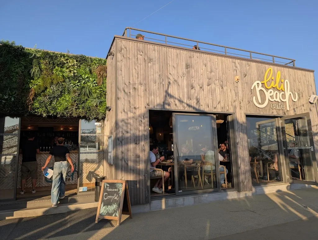 Bruno LAIGNEAU_Lili Beach Café_Saint-Brevin-les-Pins_recensione