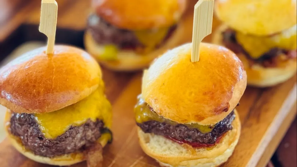 MR PATATE . RESTAURANT DE BURGER GOURMET_Saint-Brevin-les-Pins_slider_image_1