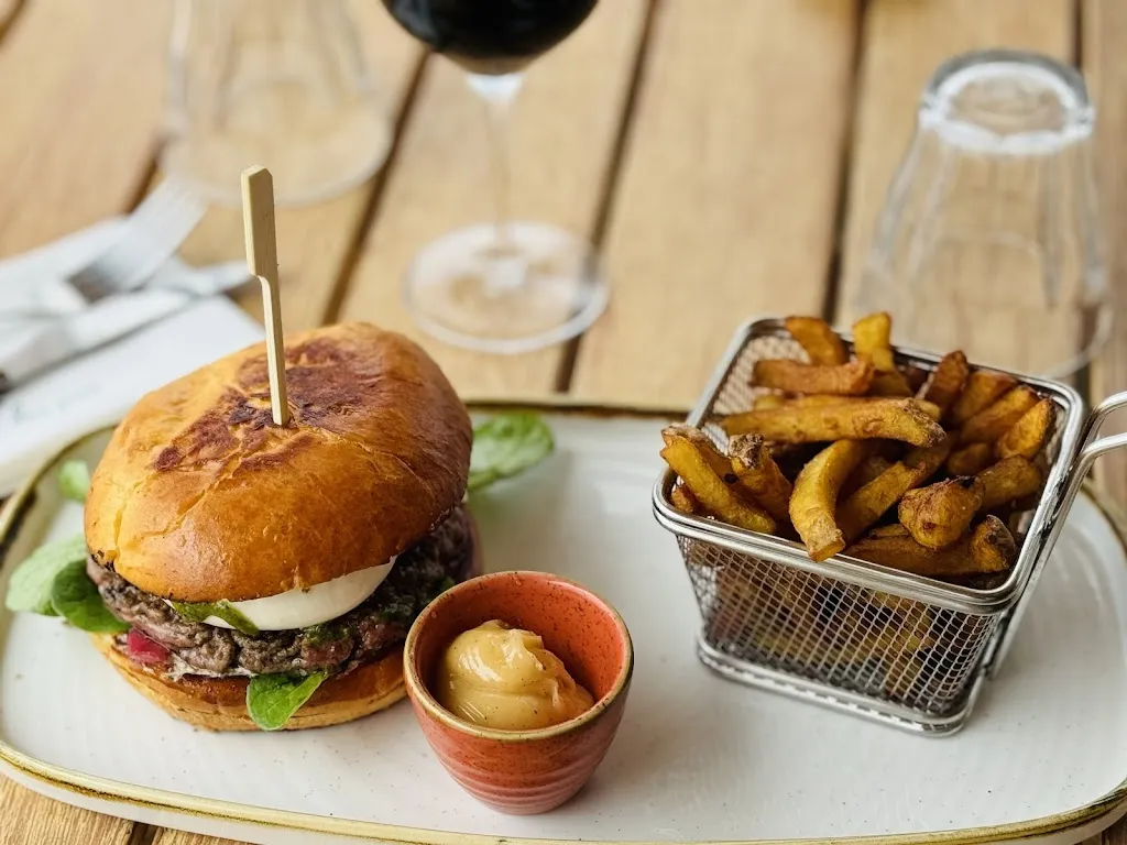 MR PATATE . RESTAURANT DE BURGER GOURMET_Saint-Brevin-les-Pins_slider_image_3