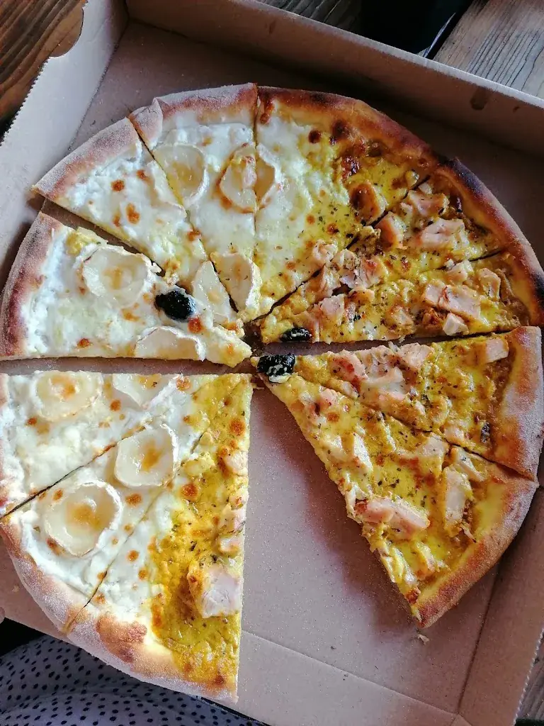 Menu_Le 86_Montrond-les-Bains_image_7