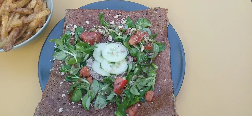 djenebou bathily_Crêperie Blé Noir_Saint-Brevin-les-Pins_review