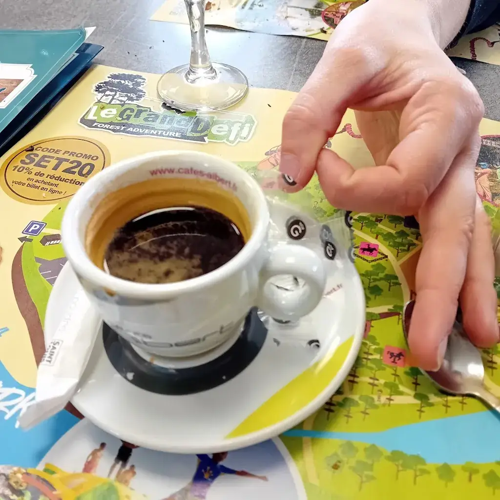 Étienne Lecoant_Au P'tit Louis_Saint-Hilaire-de-Riez_recensione