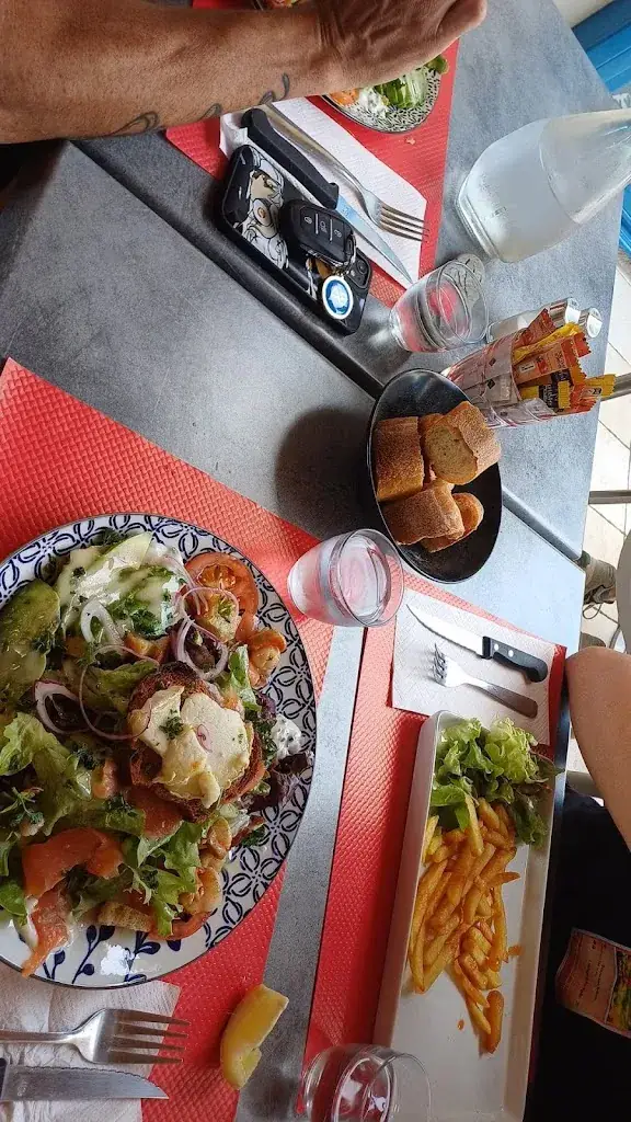 Alexandra Ulmann_Au P'tit Louis_Saint-Hilaire-de-Riez_recensione