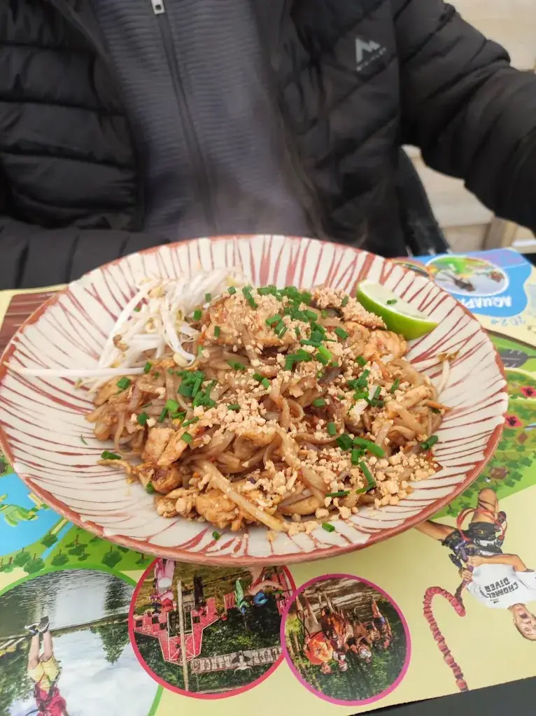 Menu_Thaï food - Restaurant Thaïlandais - Kinkaao_Saint-Hilaire-de-Riez_imagen_5