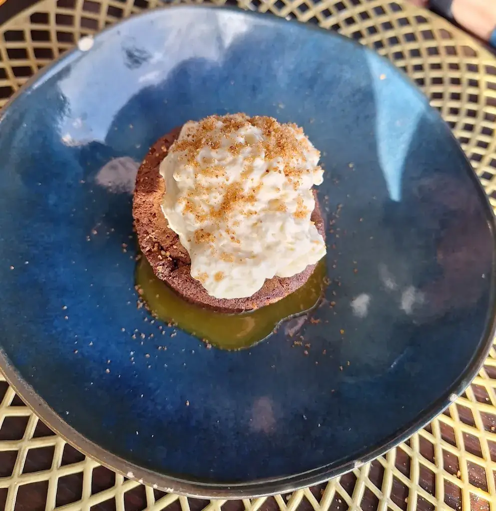 Lucie Raimbault_Auberge Du Moulin_Loire_review