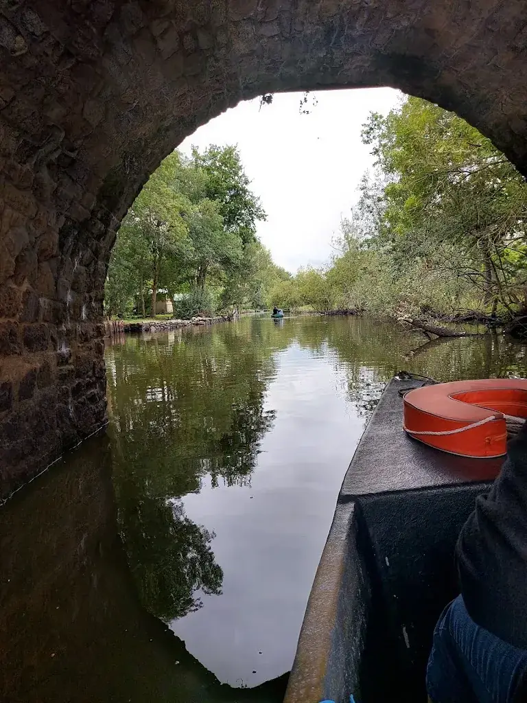 laurentiu ioncea_Chez Chantal Et Jacky - Crêperie et Promenades en Barques_Saint-Joachim_review