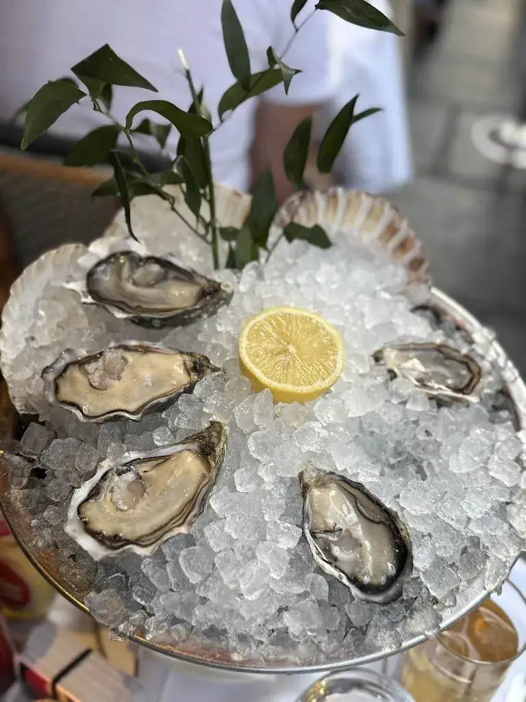 Tony Davidson_L’Atlas_Paris_recensione