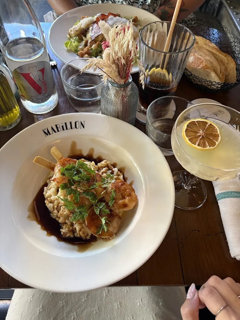 Erin Wevers_Le Mabillon - Paris_Paris_review