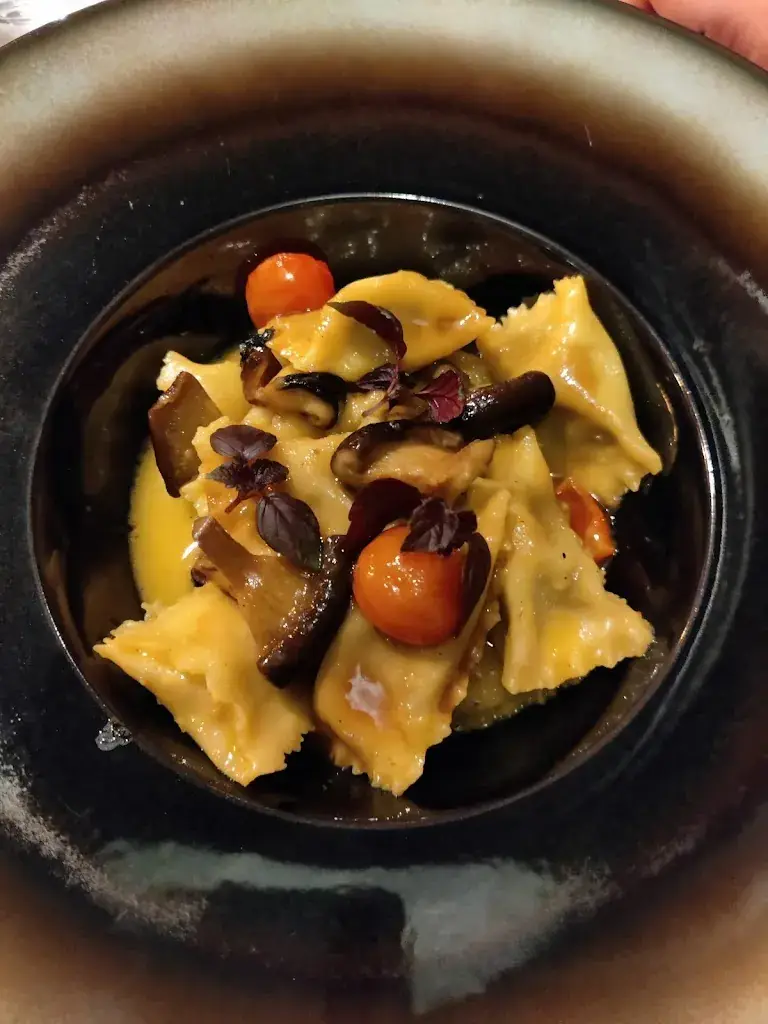 Menu_Montana Restaurant_Paris_image_5