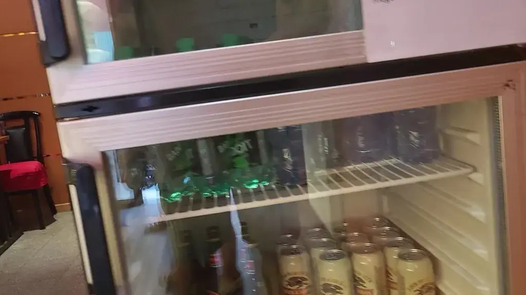 Chez Poon_Paris_slider_image_2