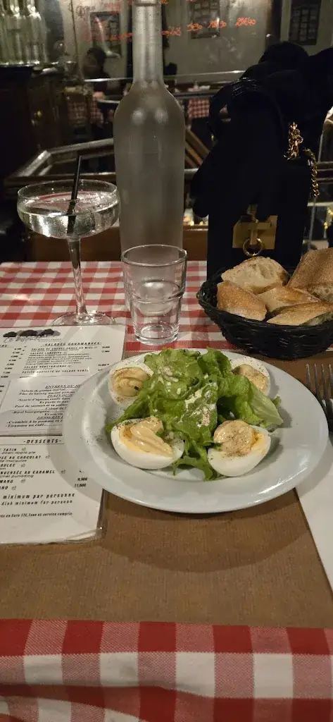 Shanaye Landers_Au Pied de Fouet_Paris_review