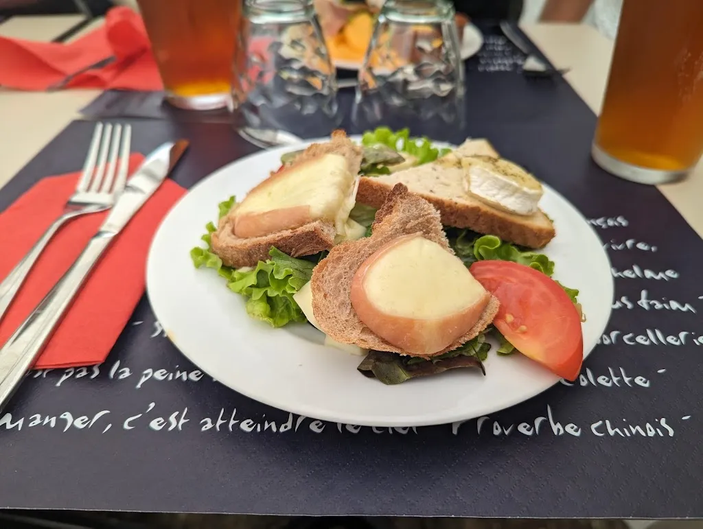 Menu_Restaurant Chez Adèle_Saint-Julien-de-Concelles_image_8