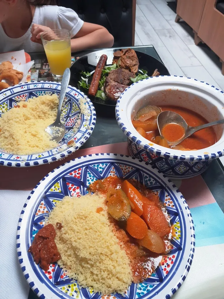 Juraj Precak_136 AVENUE_Montrond-les-Bains_review