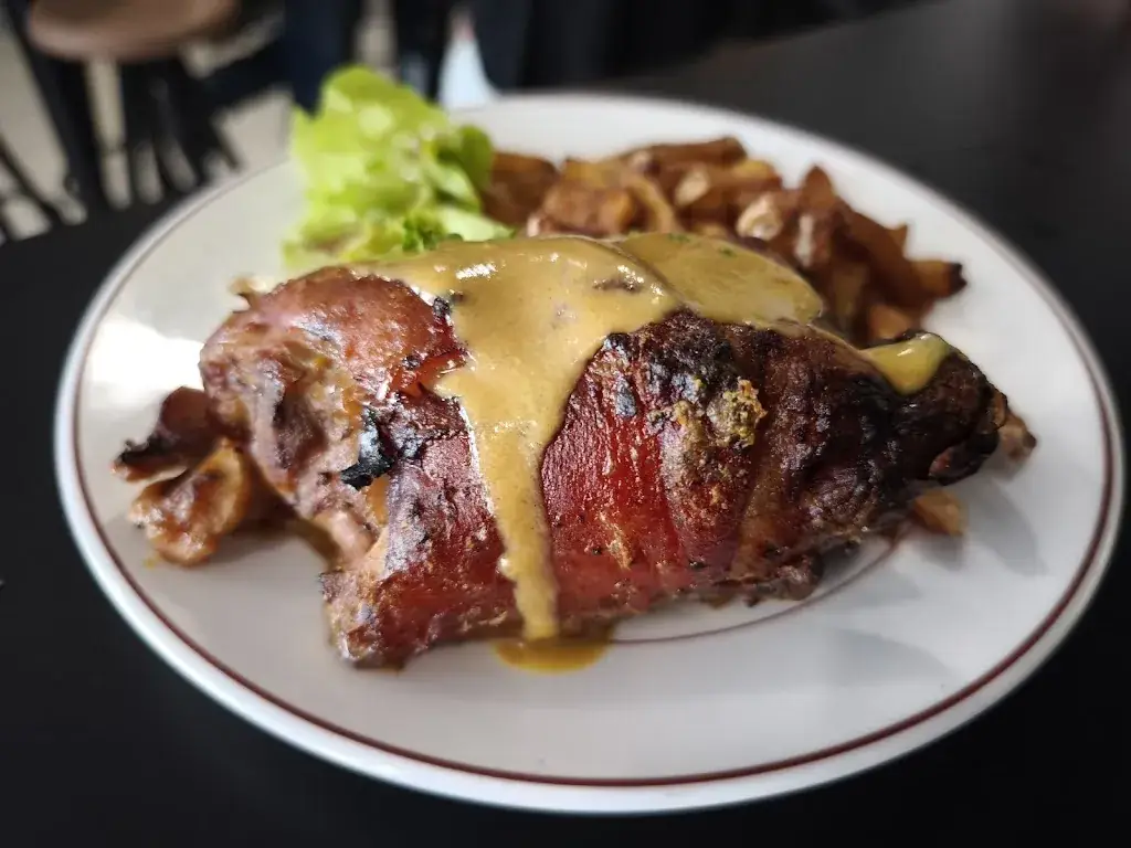 La cantine d'Embreil_Saint-Julien-de-Concelles_slider_image_2