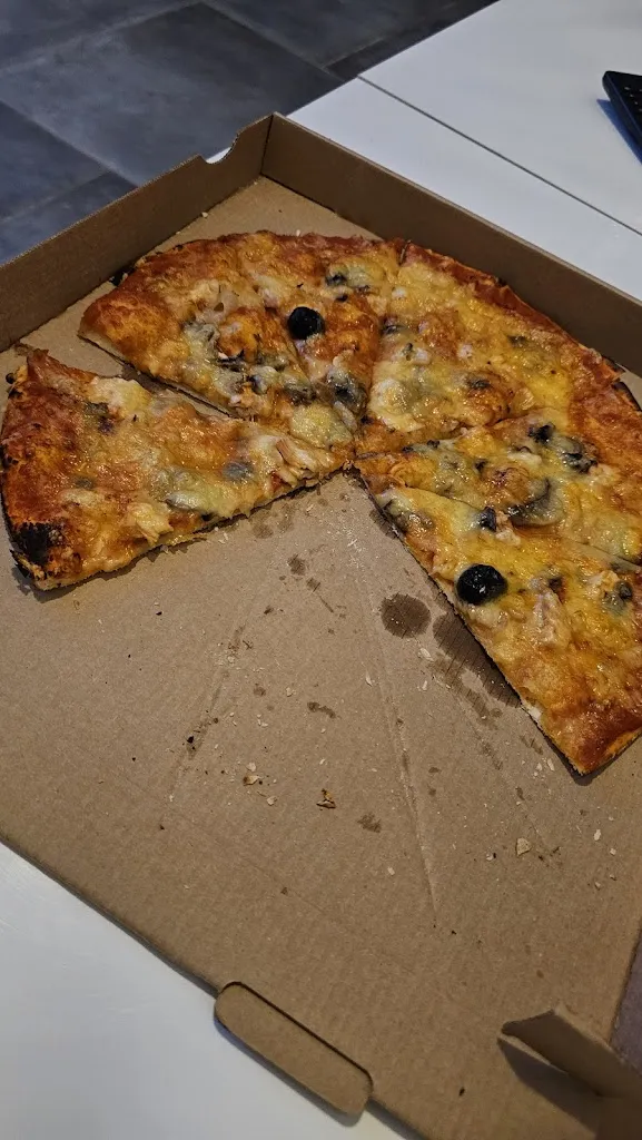 thomas sadot_Pizzeria Médiéval_Montrond-les-Bains_review