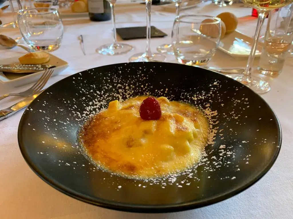 Xareni Galindo_Auberge de la Roche_Saint-Léger-de-Linières_review