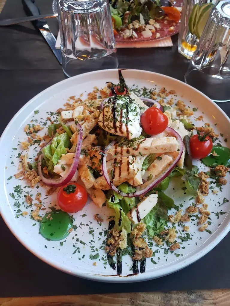 Menu_The Hostel By Poupet Sarl_Saint-Malô-du-Bois_image_9