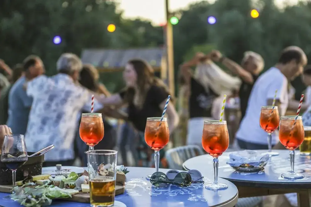 La Base Guinguette_Talmont-Saint-Hilaire_slider_image_3