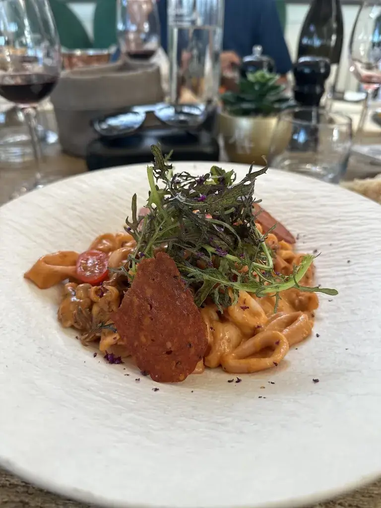 Audrey Grange_GreenHouse_Talmont-Saint-Hilaire_review