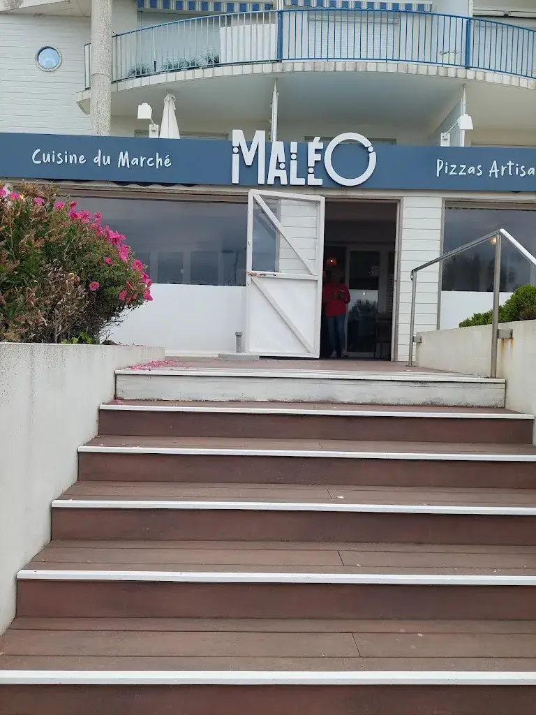 Restaurant Maléo_Talmont-Saint-Hilaire_slider_image_1