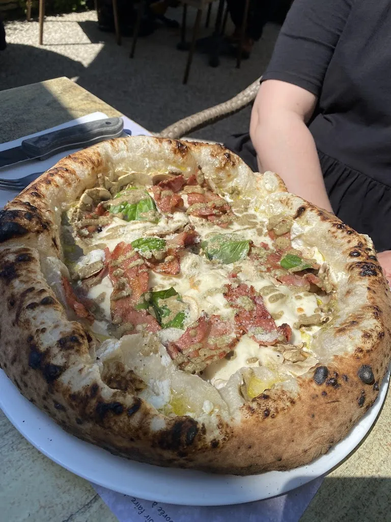 Tatiana Matisova_L'Anticà_Talmont-Saint-Hilaire_review