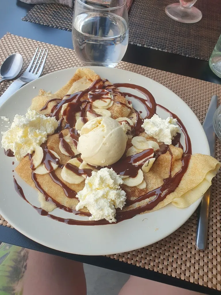 Alexia Pesquet_La Petite Crêperie_Talmont-Saint-Hilaire_review