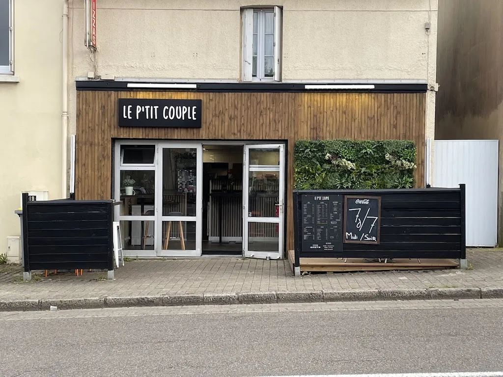 LE P’TIT COUPLE - Burgers, Pizzas et spécialités Belge sur place/ à emporter restaurant à Talmont-Saint-Hilaire