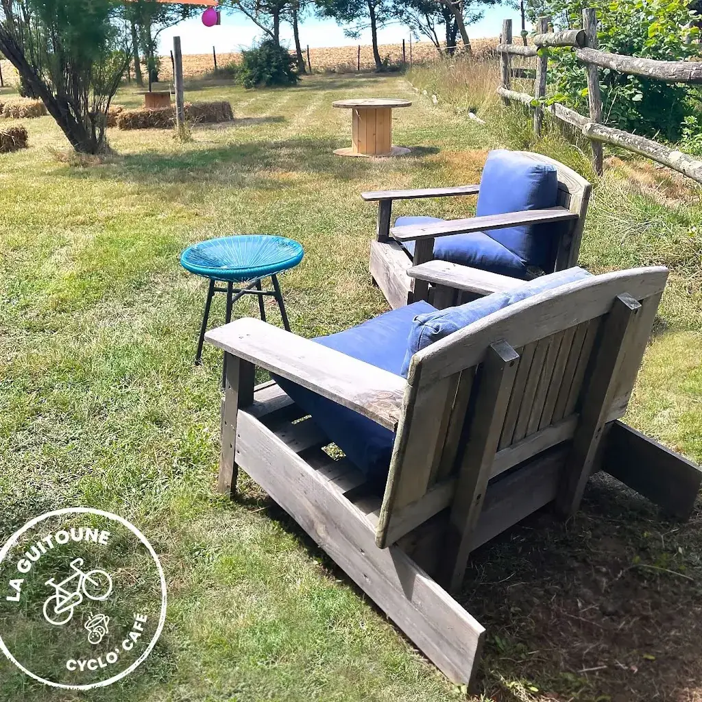 Cyclo-Café La Guitoune ristorante a Talmont-Saint-Hilaire
