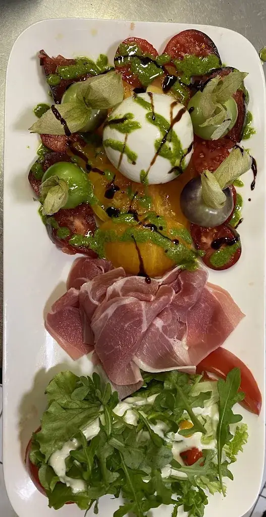 Casa Nostra, le triangolo_Talmont-Saint-Hilaire_slider_image_2