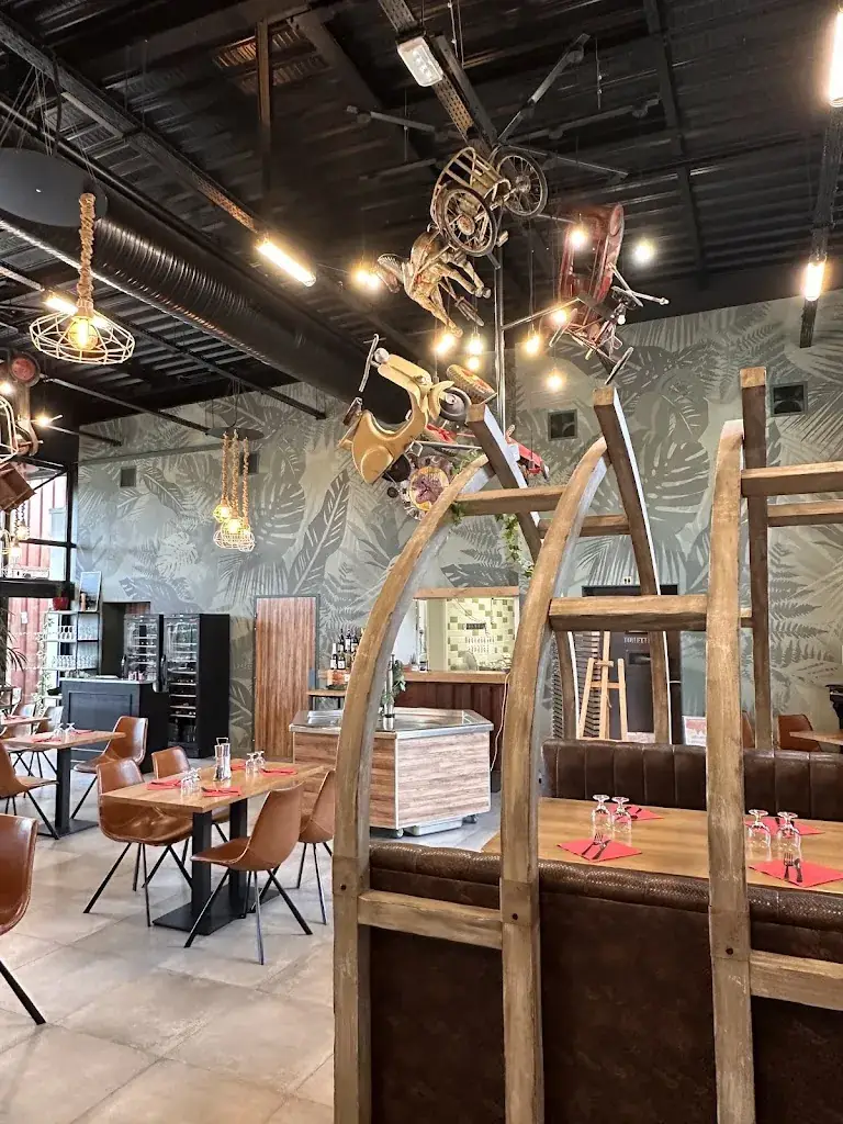 Abri Des Dinos - Restaurant, Crêperie & Location de Salles_Talmont-Saint-Hilaire_slider_image_3