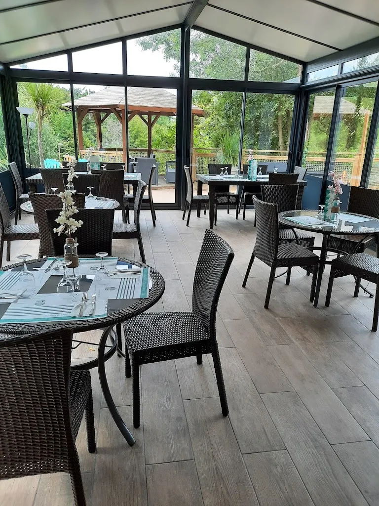 Restaurant camping Sea Green 4 *_Talmont-Saint-Hilaire_slider_image_1