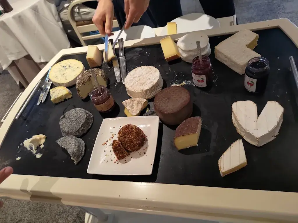 Benjamin Teh_Le Cayola_Sables-d'Olonne_review