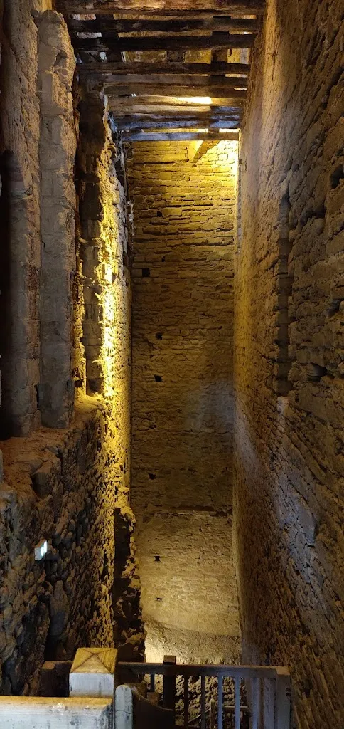 Jérôme Lacarriere_Castle Talmont_Talmont-Saint-Hilaire_review