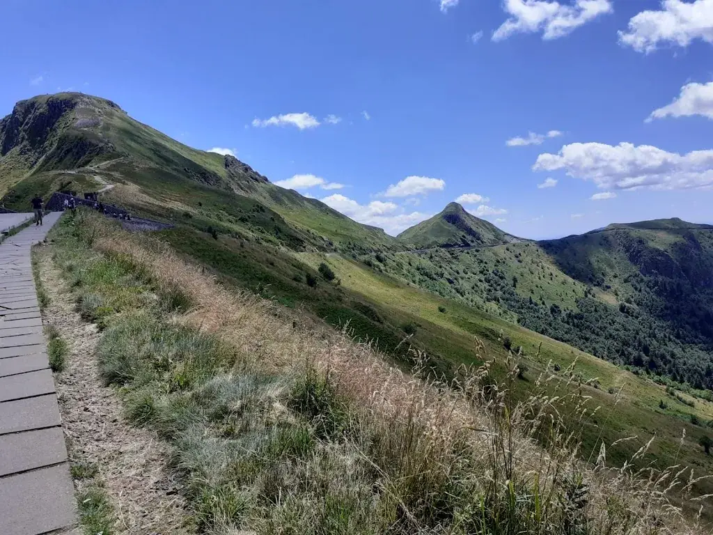 Pat JARRETH_Hôtel des voyageurs 
